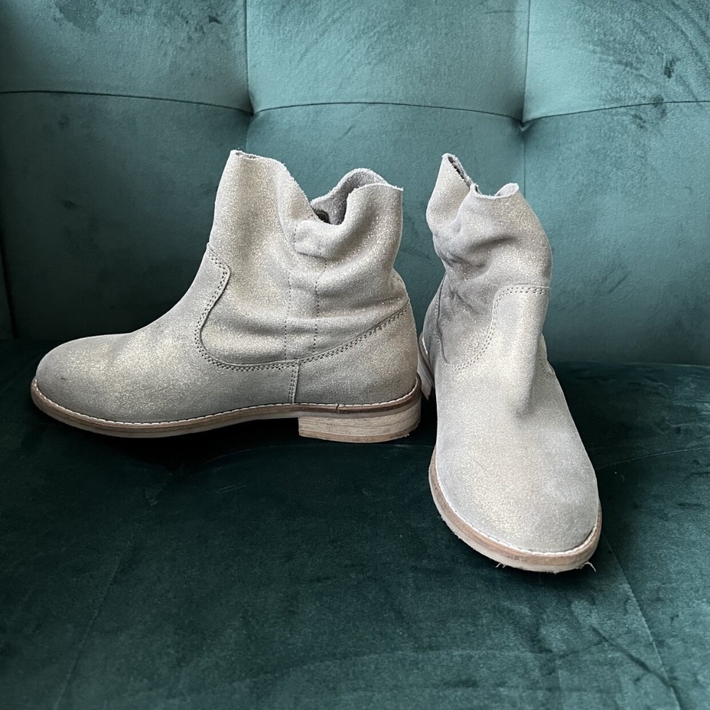 Mini Boden Gold Glitter Suede Slouch Boots